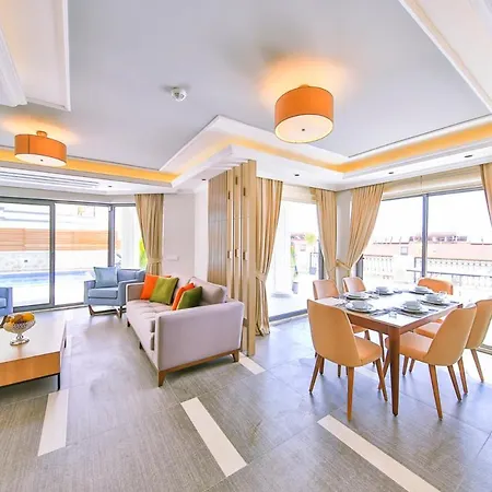فيلة Sleeps 6 Pool كالكان