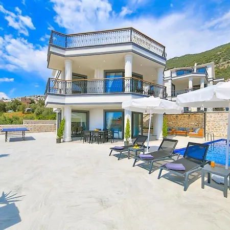 فيلة Sleeps 6 Pool *